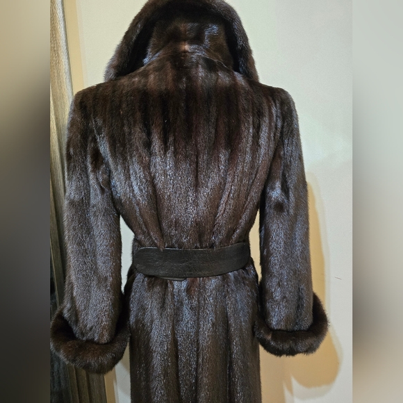 Vintage genuine mink fur coat - Picture 4 of 16